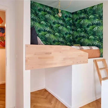 Beautiful Backyard Remise *