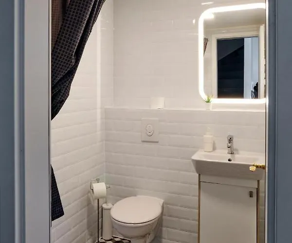 Beautiful Backyard Remise * Berlin