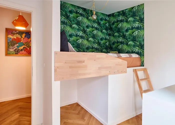 Beautiful Backyard Remise *