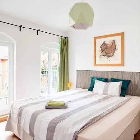 Beautiful Backyard Remise Appartamento *